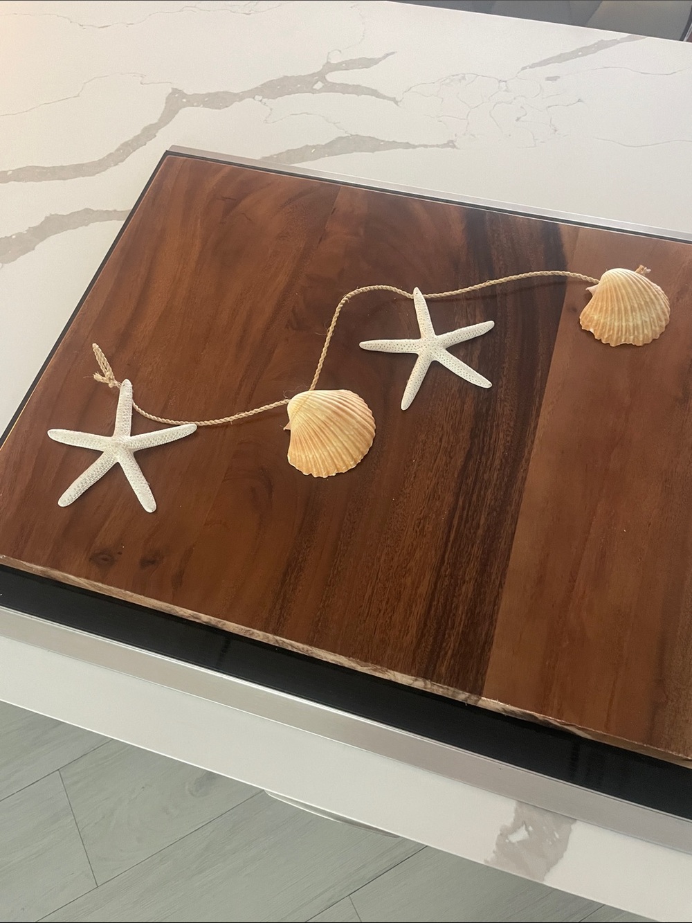 Seashell & Starfish Garland - Coastal Wall Decor